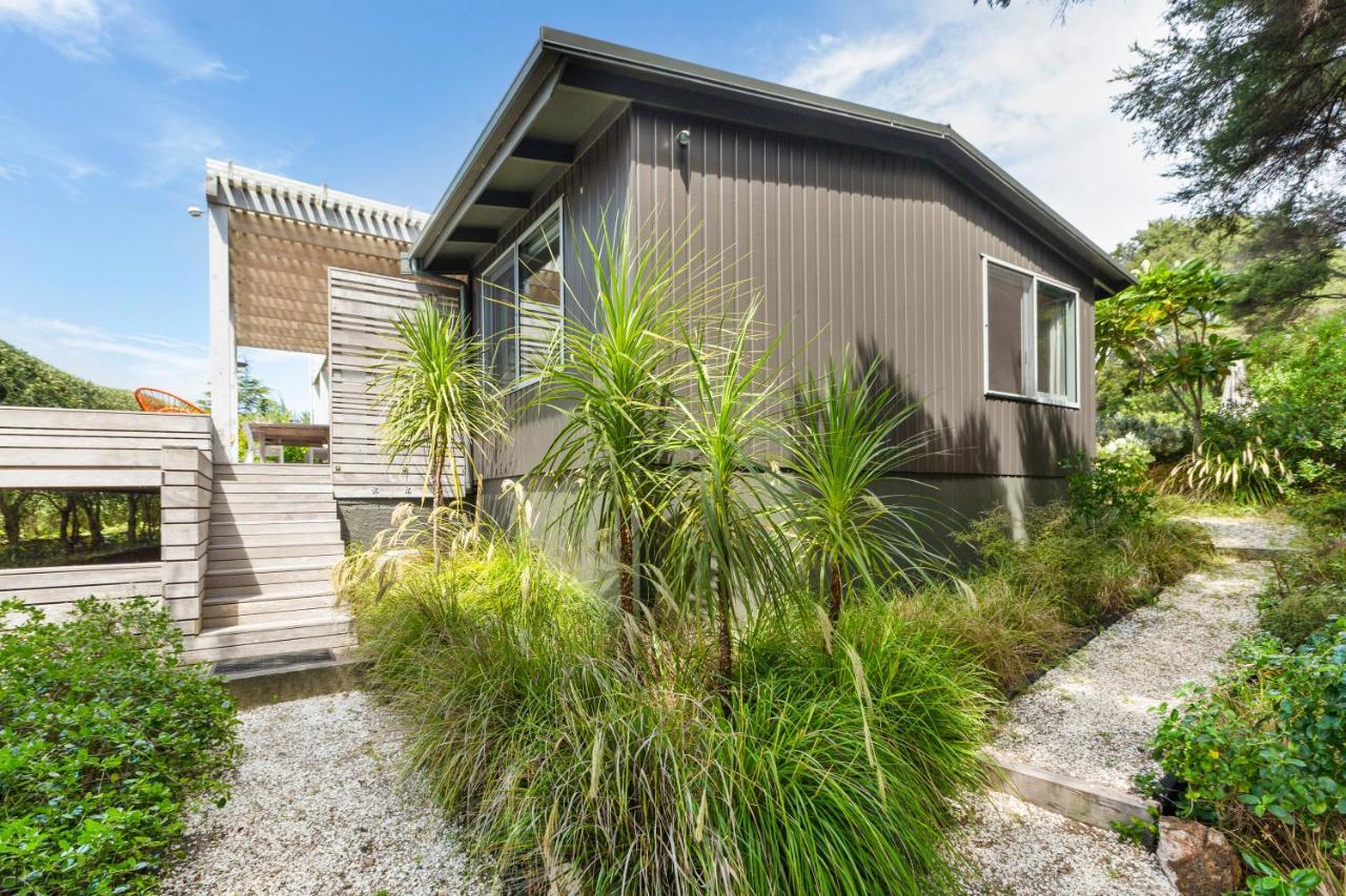 Palm Views - Stay Waiheke Palm Beach Bagian luar foto
