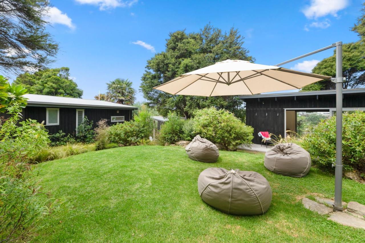 Palm Views - Stay Waiheke Palm Beach Bagian luar foto
