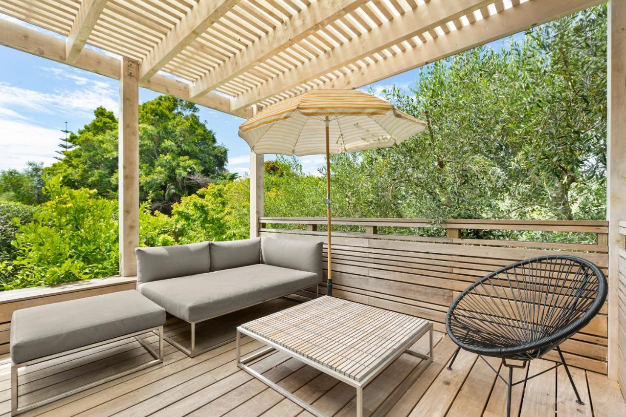 Palm Views - Stay Waiheke Palm Beach Bagian luar foto