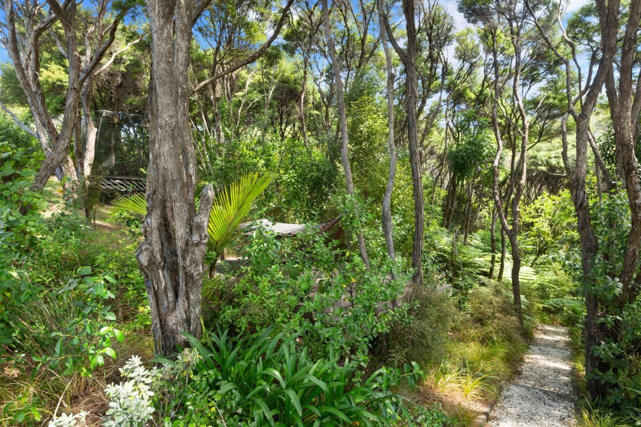 Palm Views - Stay Waiheke Palm Beach Bagian luar foto